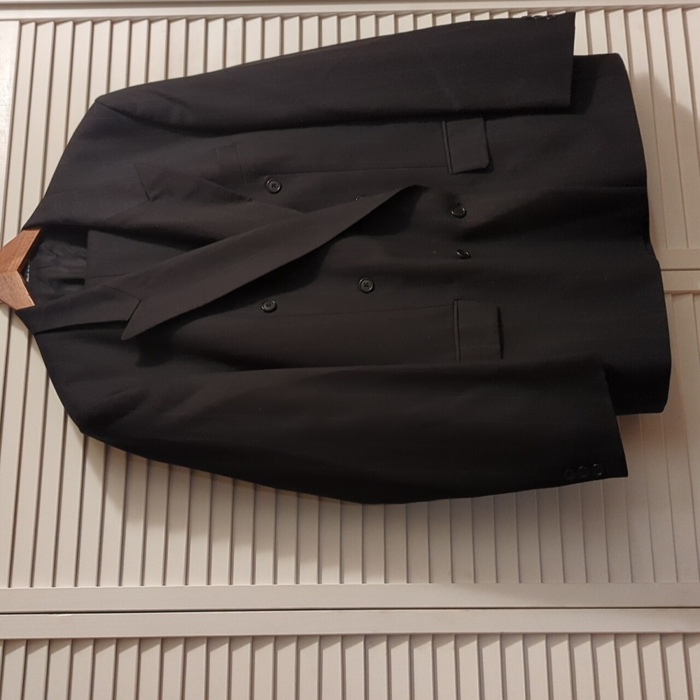 Uno Uomo Men's Suit